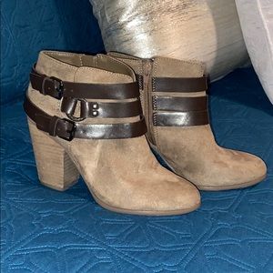 Heeled booties